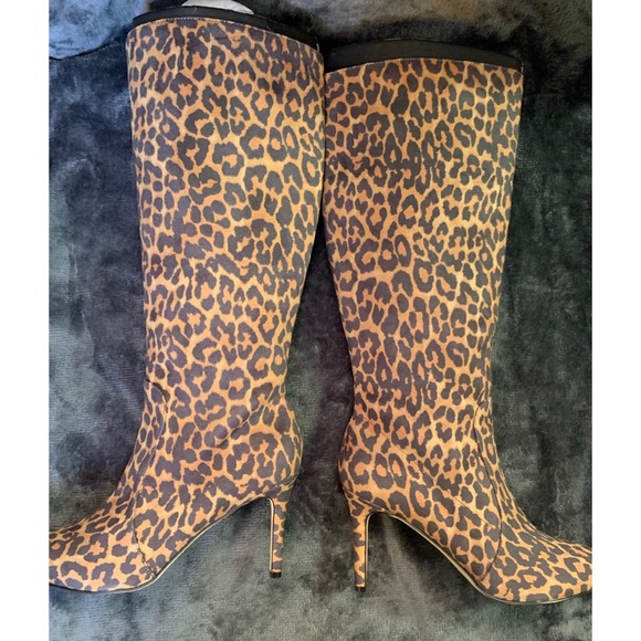 New! Sexy! Nine West Animal Print/Leopard Fivera Pointed Toe Heeled Knee Boot 9M - Picture 6 of 8